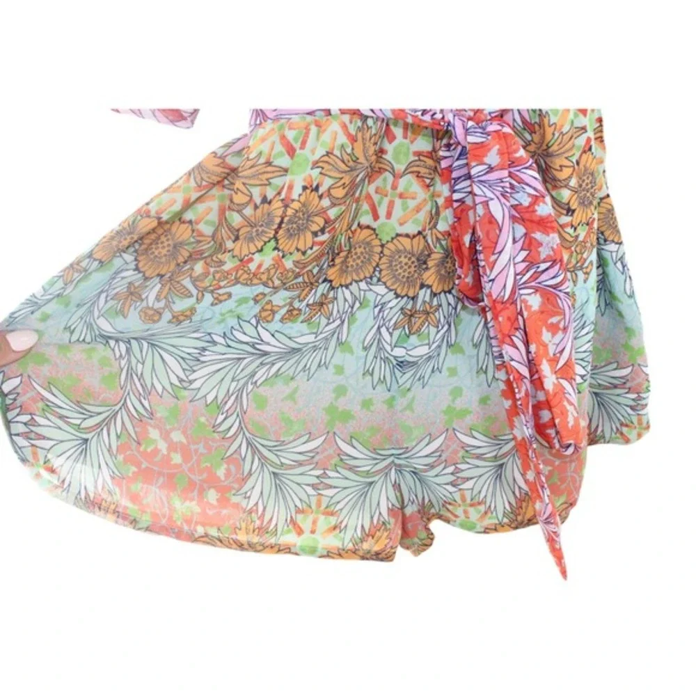 Gianni Bini Romper Botanical Print V-Neck Tie Waist Size S‎ Multicolor